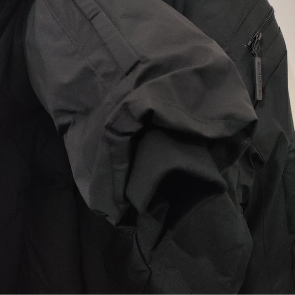 Balenciaga Technical Fabric Series Zip-Up Puffer Jacket - Picture 7 of 14